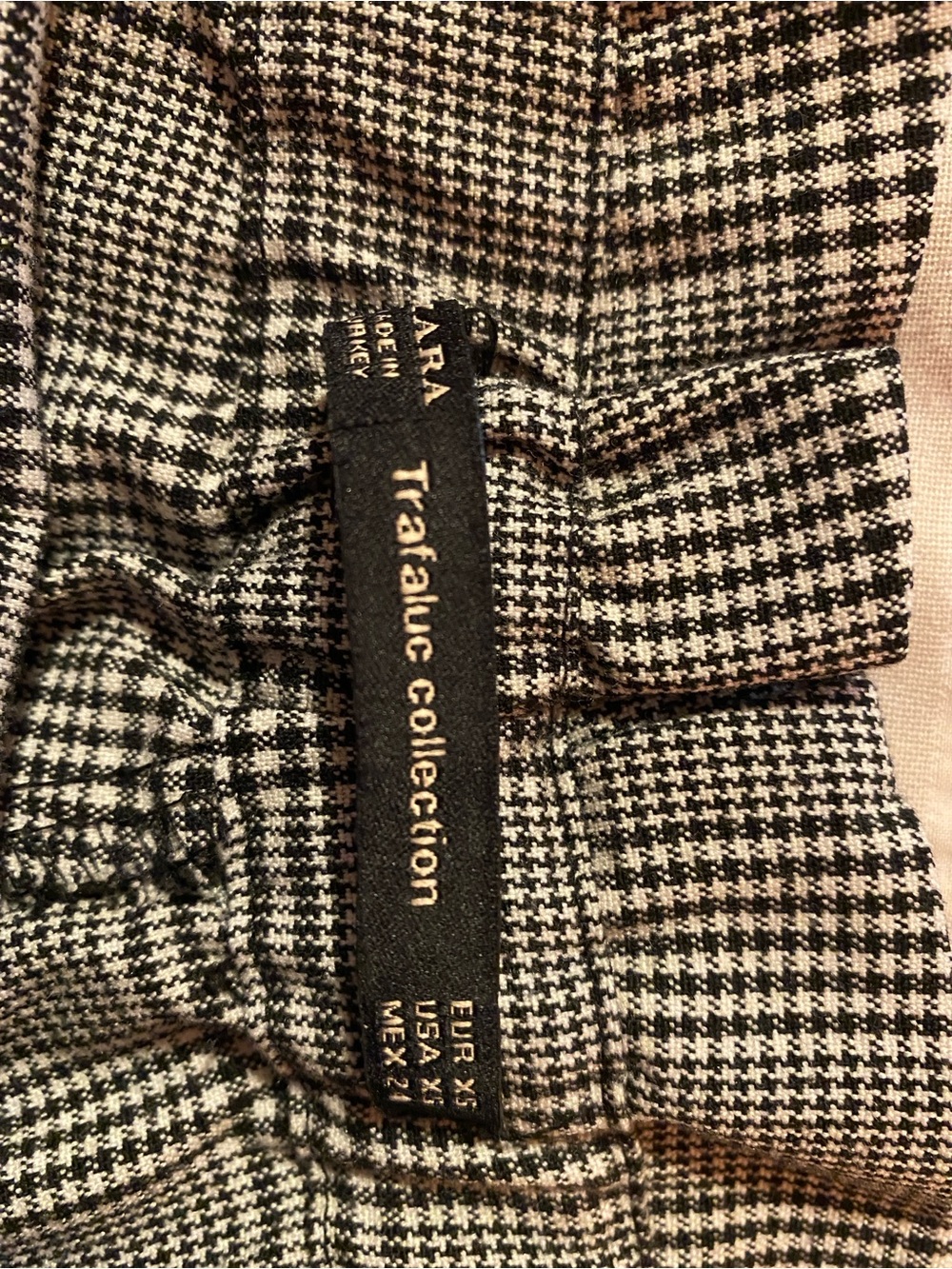 Zara Women’s plaid pants - Picture 3 of 4